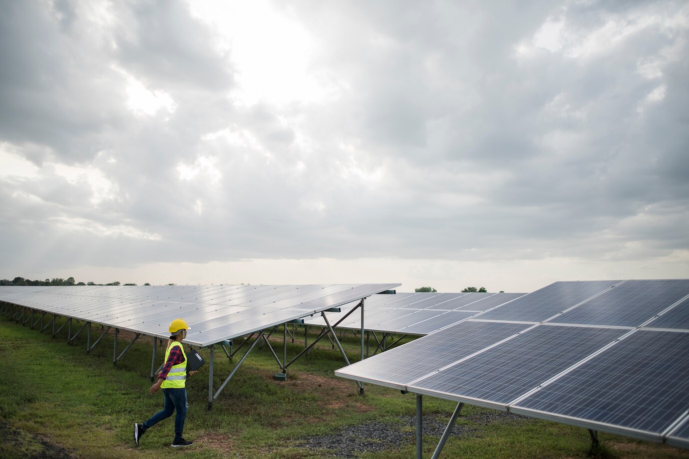 Southeast Asia's Policy Dividends Indonesia's Energy Storage Market Access Guide.jpg